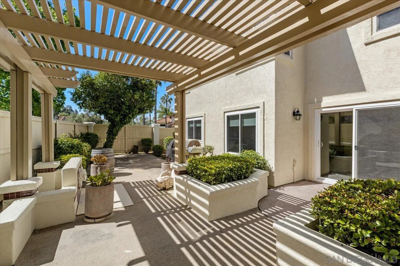 https://cdn.realtyfeed.com/cdn/127/250028428/1a270d4deb234be0c85dcd0a8e39fcc2.webp