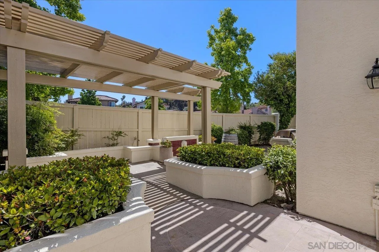 https://cdn.realtyfeed.com/cdn/127/250028428/55e4910dbb5c82501881d051adc2eeda.webp