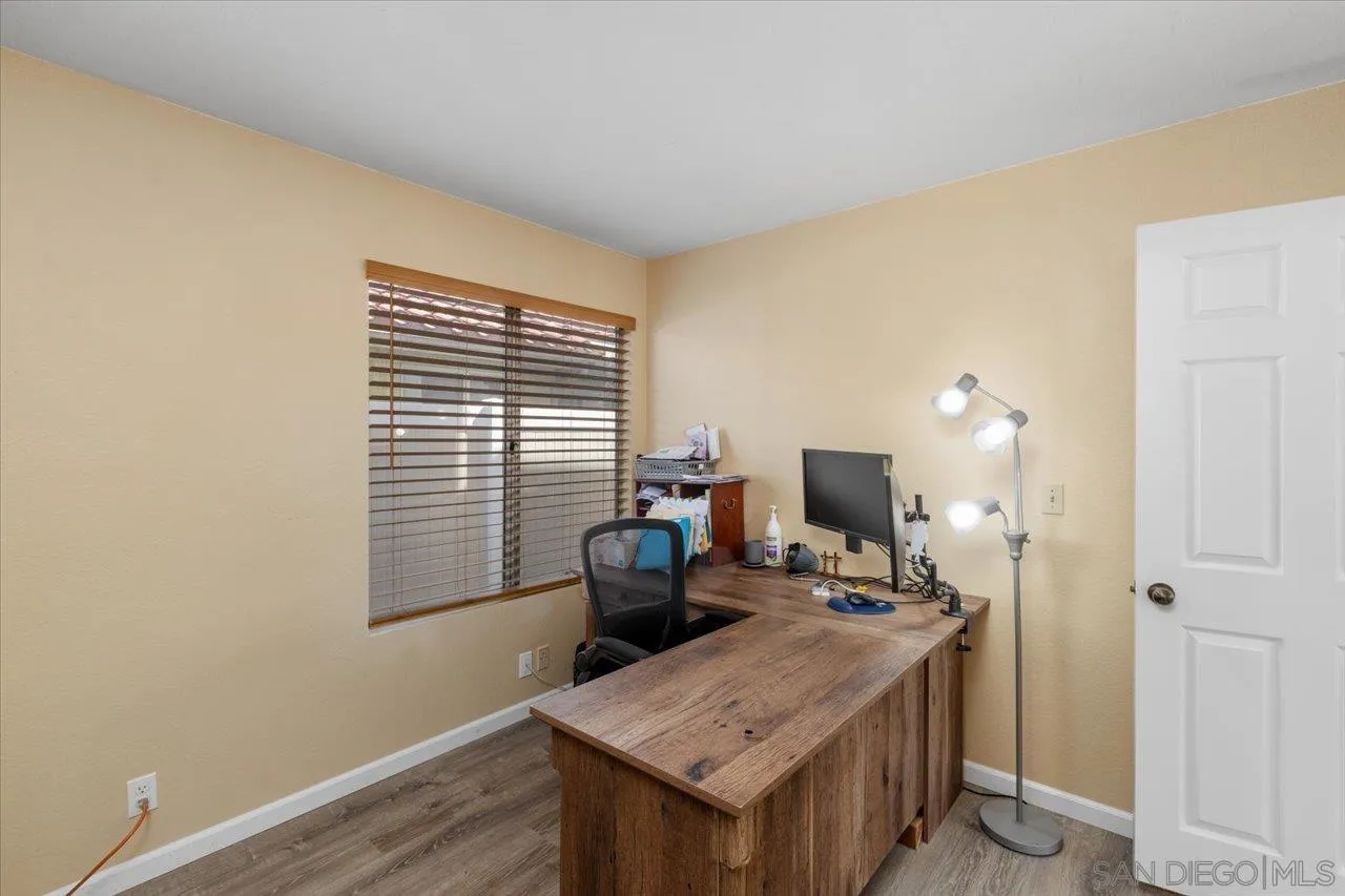 https://cdn.realtyfeed.com/cdn/127/250028428/d3786f1535464acf5cabbb74410a6cd8.webp