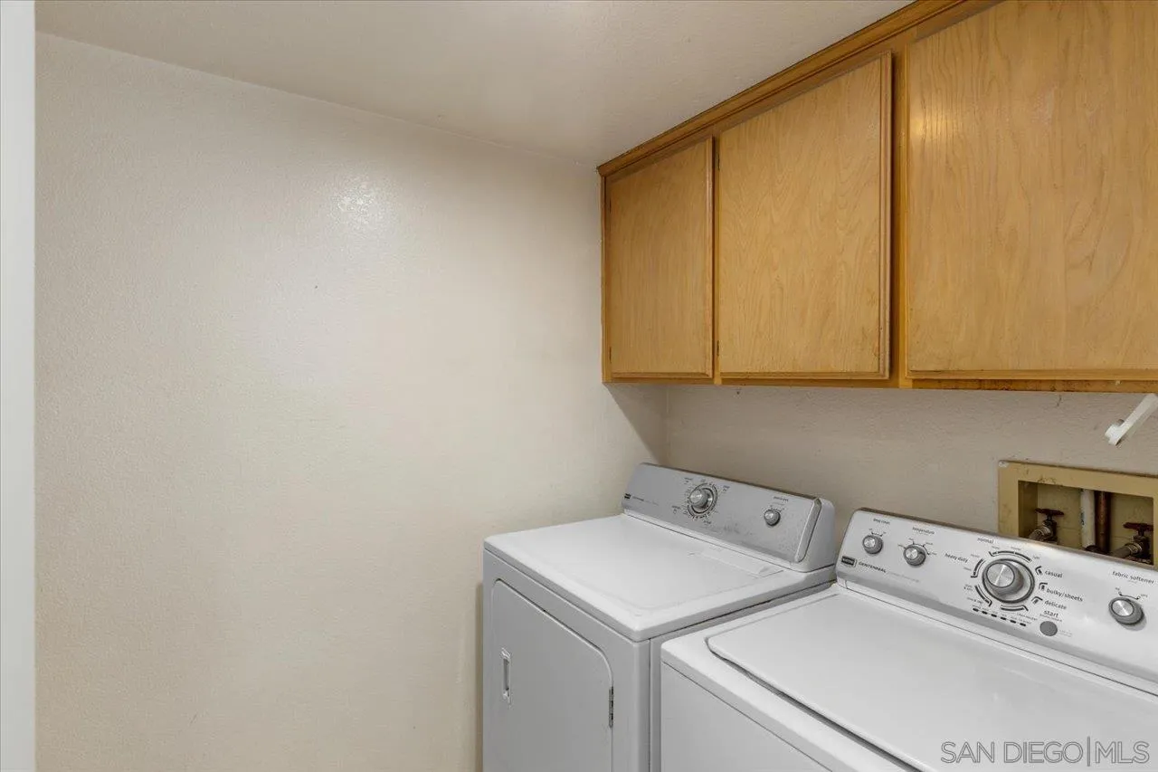 https://cdn.realtyfeed.com/cdn/127/250028428/f5565e8c3b81bf8f442b88eda7a666c1.webp