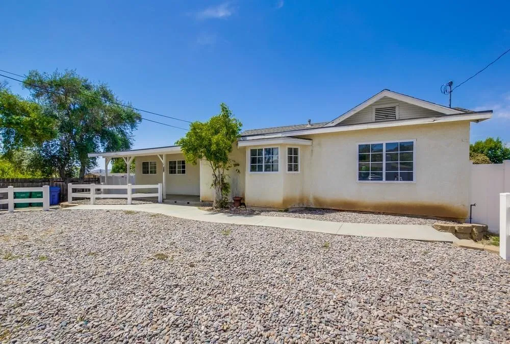 https://cdn.realtyfeed.com/cdn/127/250028431/24982e3736bae774a7726200bf8f7c1d.webp