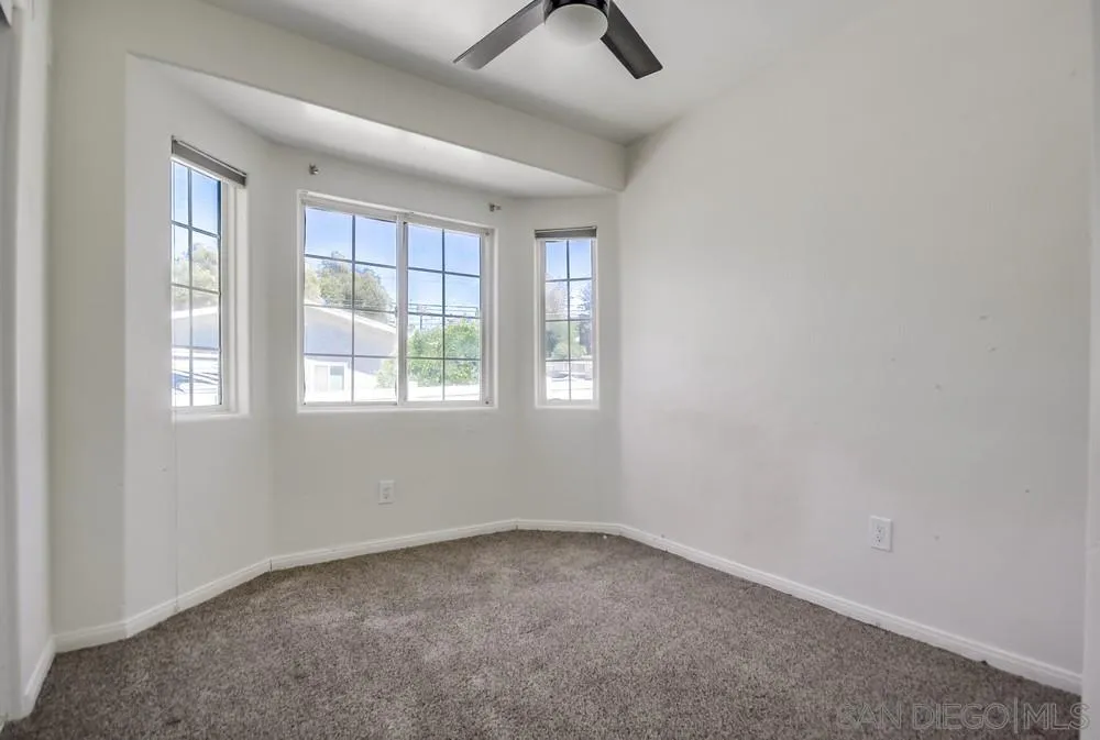 https://cdn.realtyfeed.com/cdn/127/250028431/8f799212ca9e0eb289867ec0e901e07a.webp