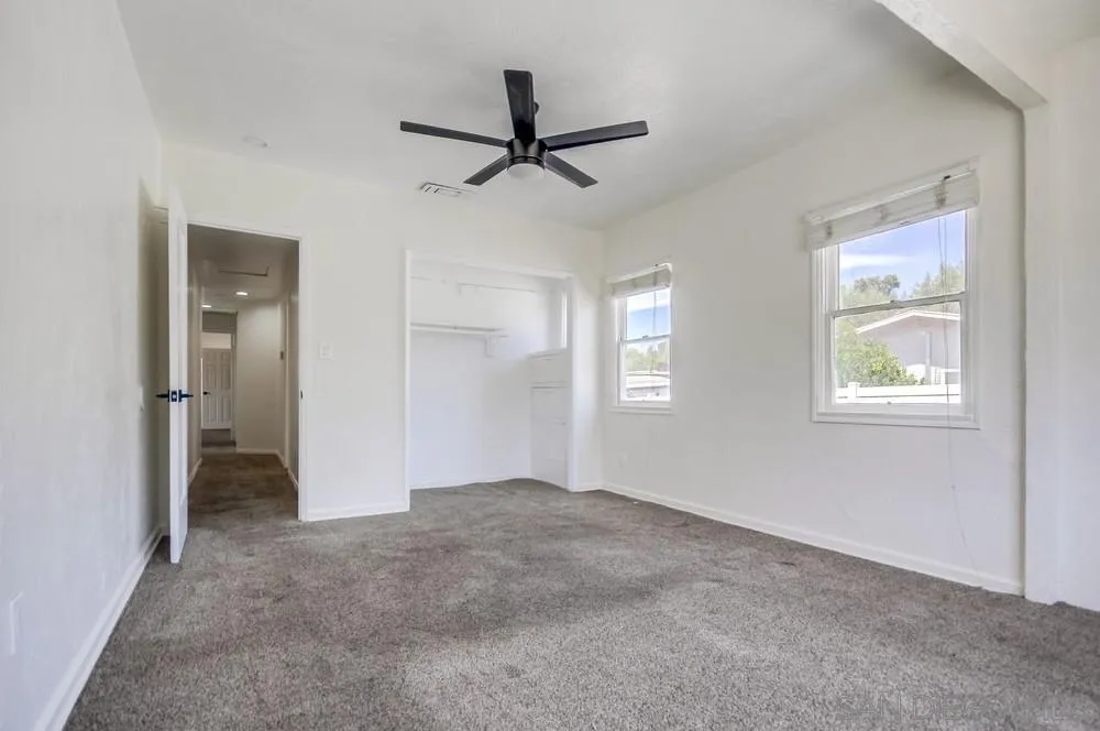 https://cdn.realtyfeed.com/cdn/127/250028431/989d4f8935f38f35185491f3bb78d95e.webp
