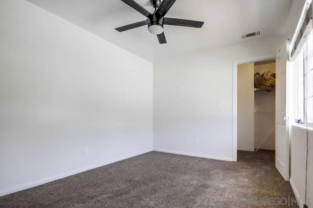 https://cdn.realtyfeed.com/cdn/127/250028431/a4fb1704d4167344d134acaeccc5b02d.webp