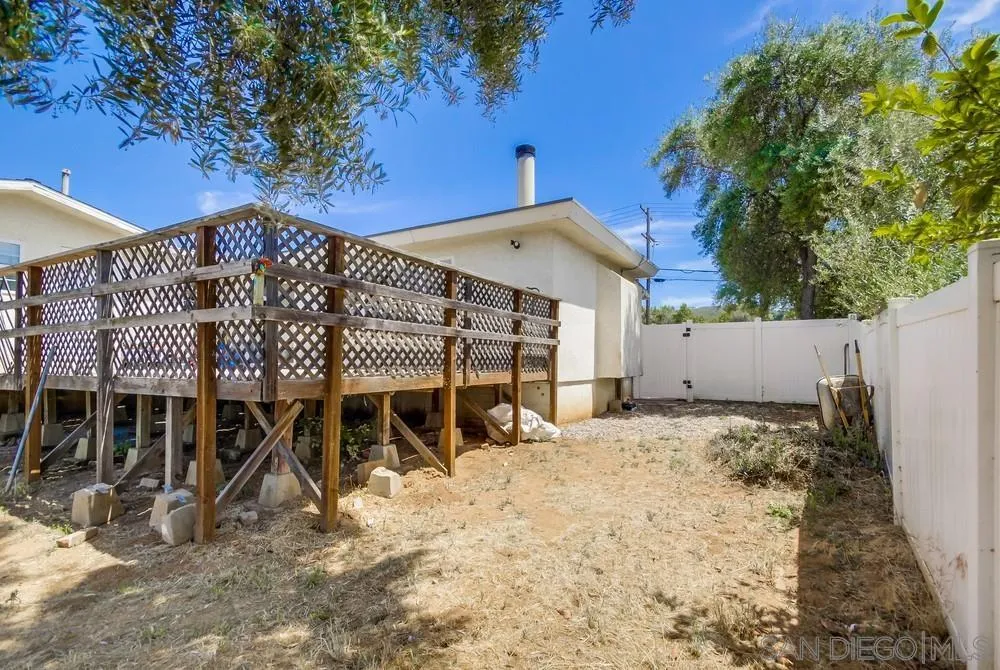 https://cdn.realtyfeed.com/cdn/127/250028431/aff32fdd2238f213f8b1898f7ee3ba34.webp