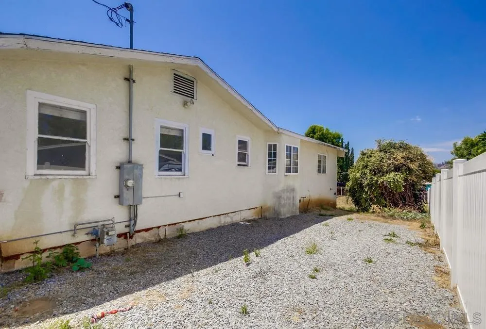 https://cdn.realtyfeed.com/cdn/127/250028431/b982d9575a735d2d25936168aef5d4f7.webp