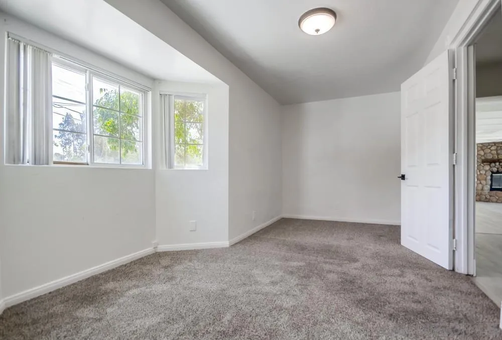 https://cdn.realtyfeed.com/cdn/127/250028431/ca01dc9a99d756288395690567c8910d.webp