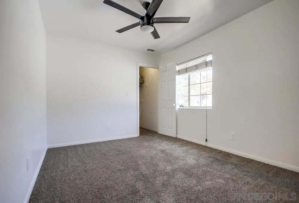 https://cdn.realtyfeed.com/cdn/127/250028431/db29ac6cc0e7f753b9816ba579afd6c8.webp