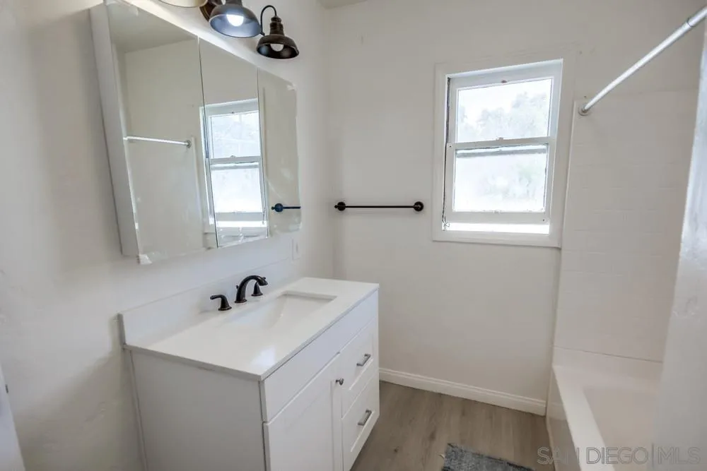 https://cdn.realtyfeed.com/cdn/127/250028431/feed9b641df230920a1b7ec70849f331.webp