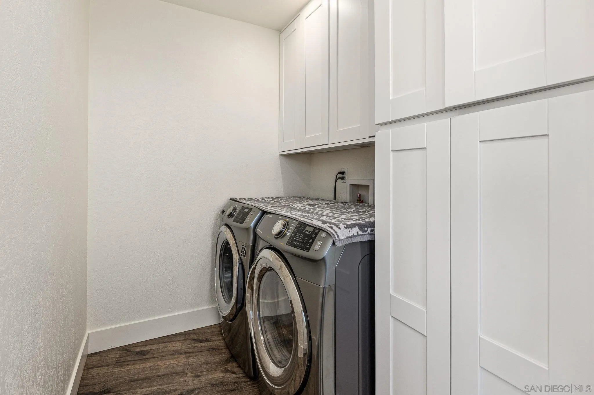 https://cdn.realtyfeed.com/cdn/127/250028438/5c4007a0db9de48da946d3af98aef578.webp