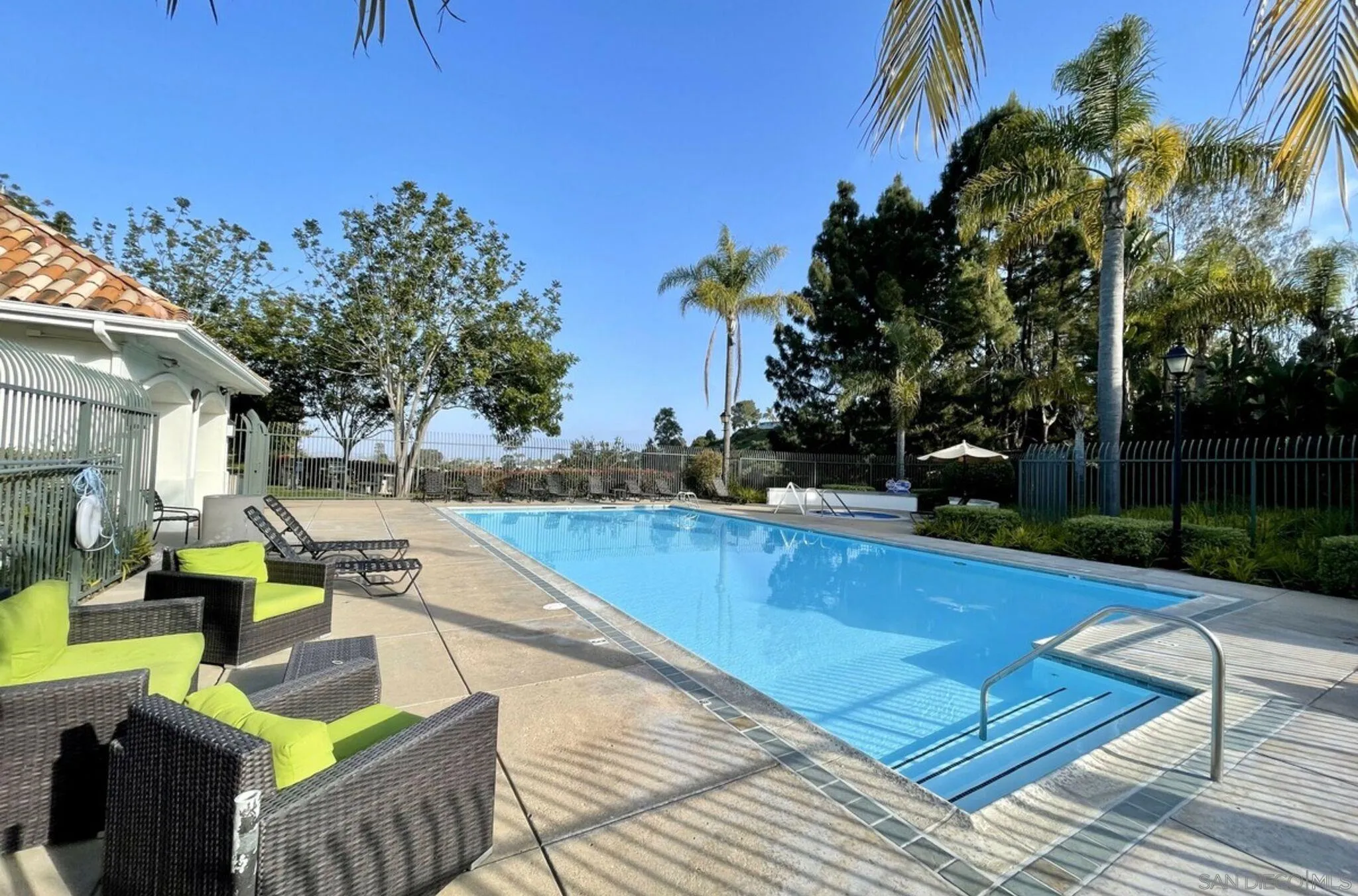 https://cdn.realtyfeed.com/cdn/127/250028440/0a9bacd7b08da8fdf8b3c52fc0935e26.webp