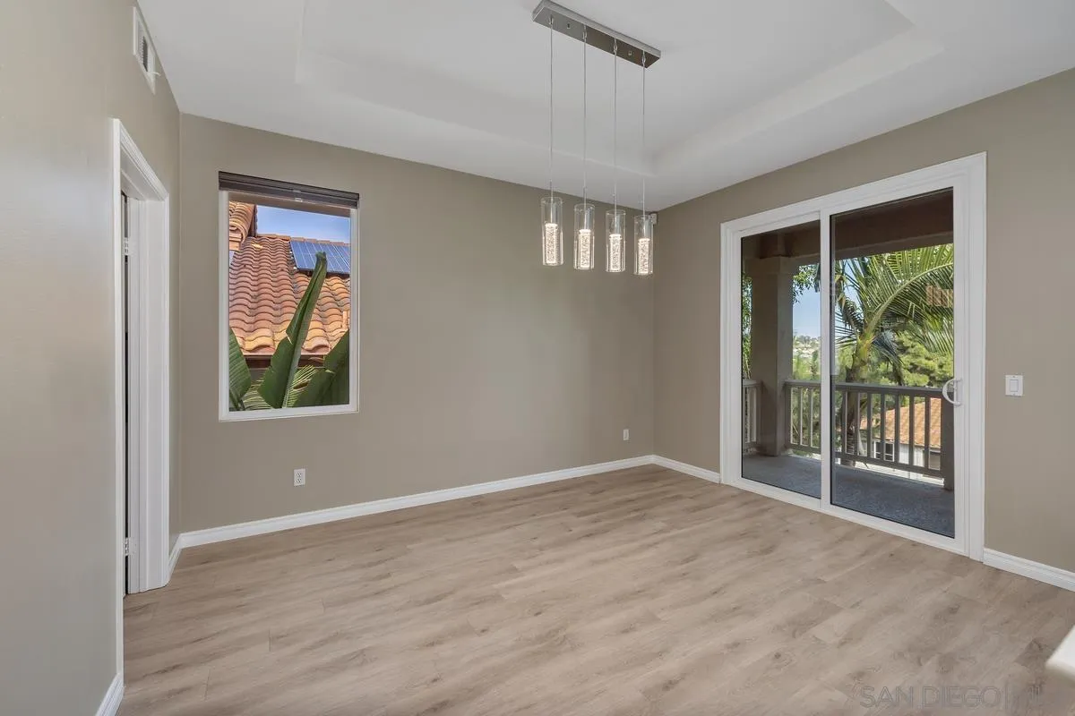 https://cdn.realtyfeed.com/cdn/127/250028440/4a2dfa233a95f35303d3efae626aca21.webp