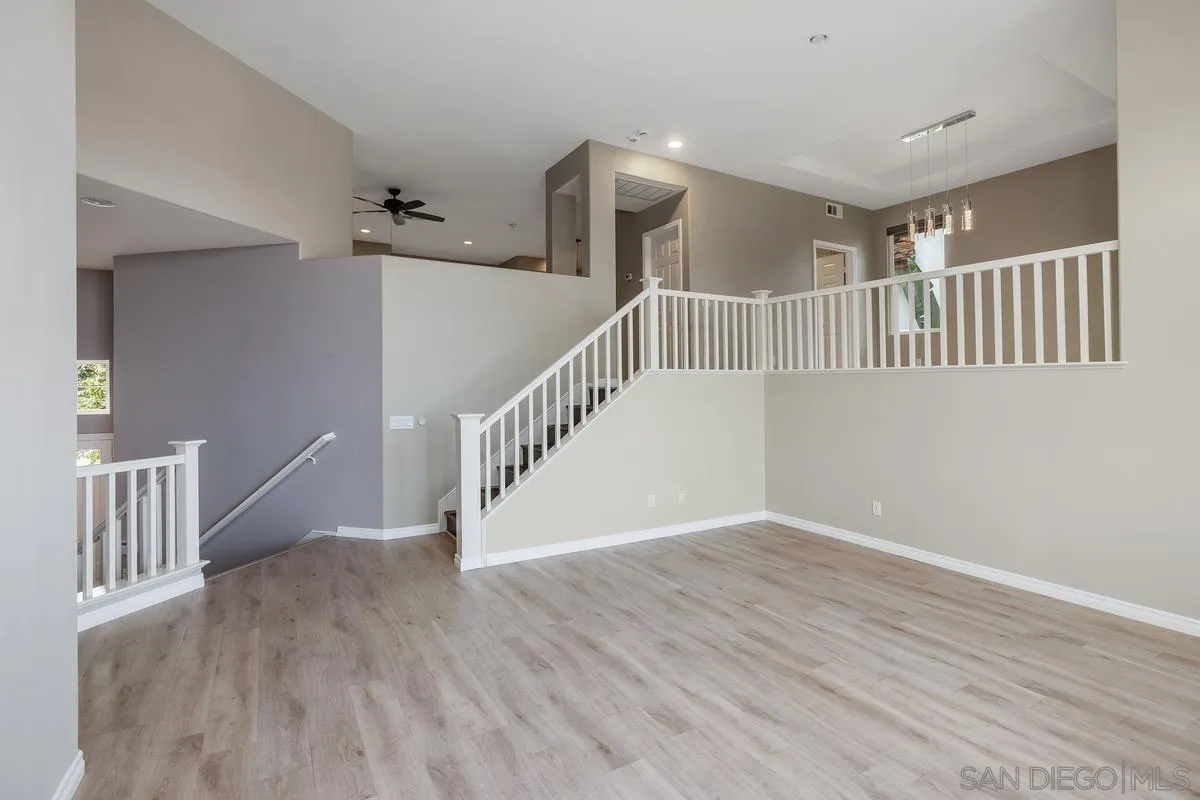 https://cdn.realtyfeed.com/cdn/127/250028440/e9b4dc015c15eea54917759b2e5cb040.webp
