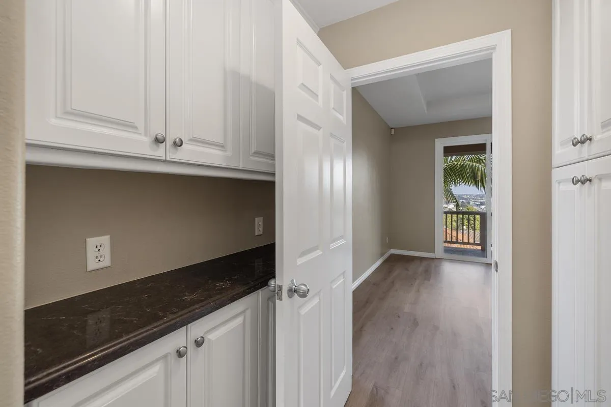 https://cdn.realtyfeed.com/cdn/127/250028440/f1e952357b60e97897557c372f06a348.webp