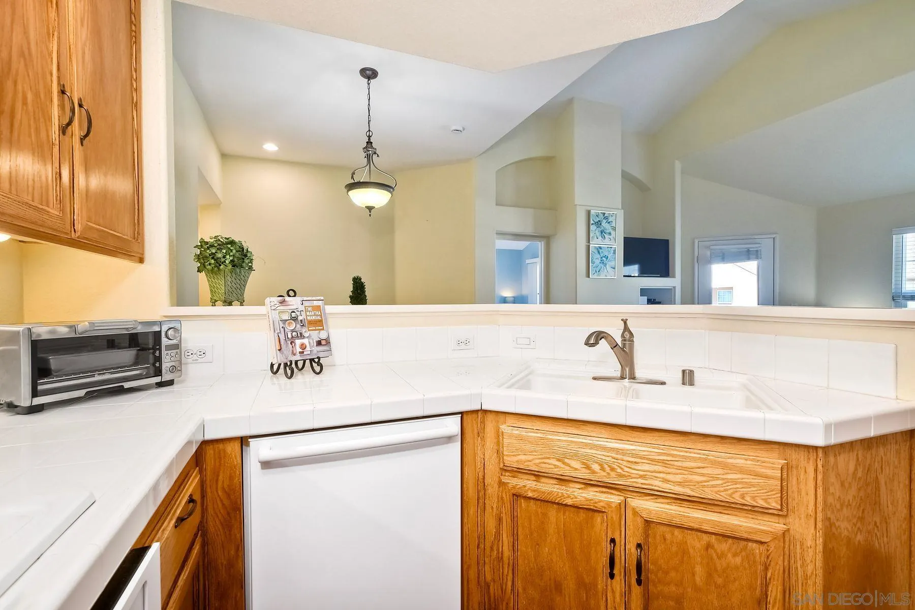 Photo #19: 250028447 Listing: Photo #19