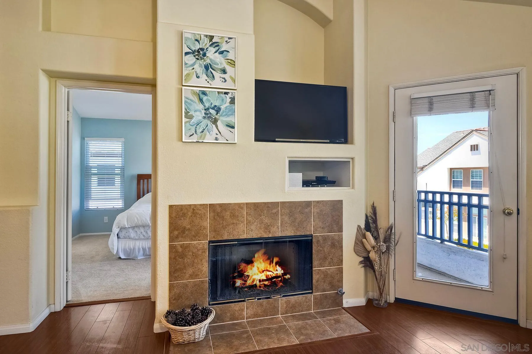 Photo #11: 250028447 Listing: Photo #11