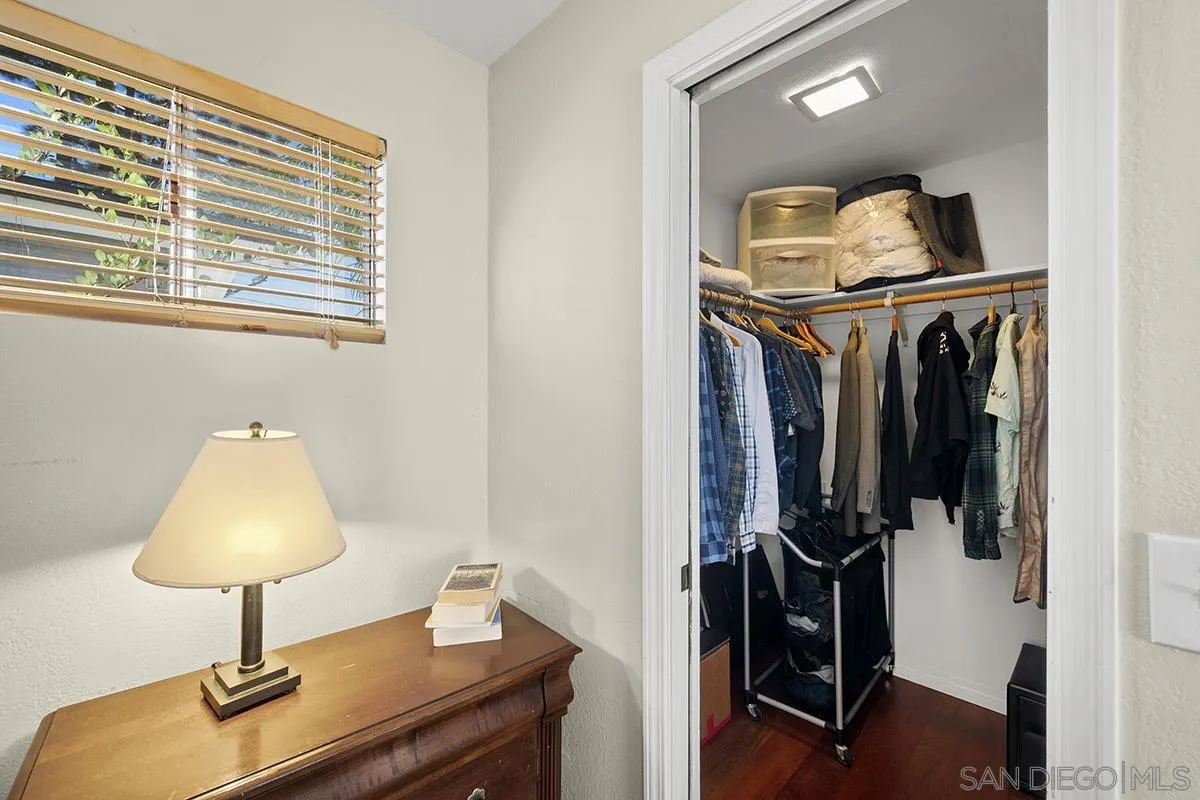 https://cdn.realtyfeed.com/cdn/127/250028468/1d165e3d34188a130c956c109011e43e.webp
