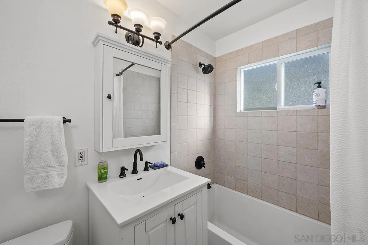 https://cdn.realtyfeed.com/cdn/127/250028468/575f53de31512b6ec469a826bfaeaa2a.webp