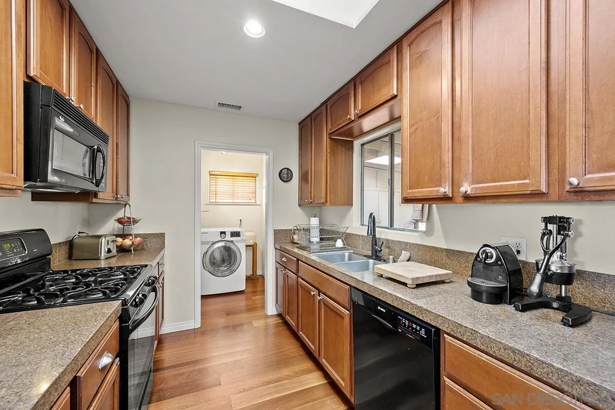 https://cdn.realtyfeed.com/cdn/127/250028468/8b95d7fd8ecbefccc438254dba40025e.webp