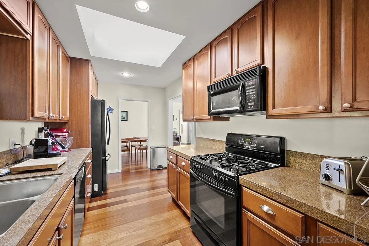 https://cdn.realtyfeed.com/cdn/127/250028468/b86000b51a084cc7887828008531e6fc.webp