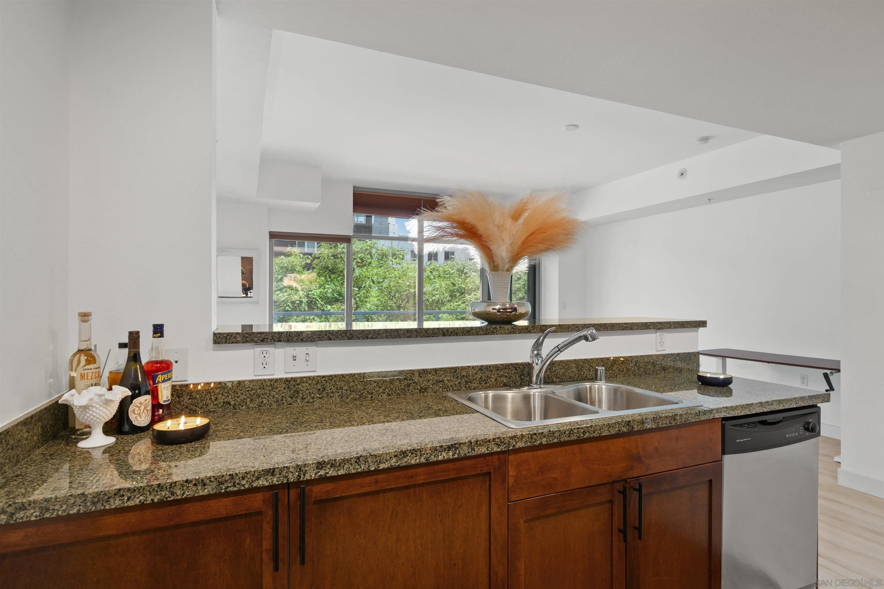 Photo #12: 250028472 Listing: Photo #12