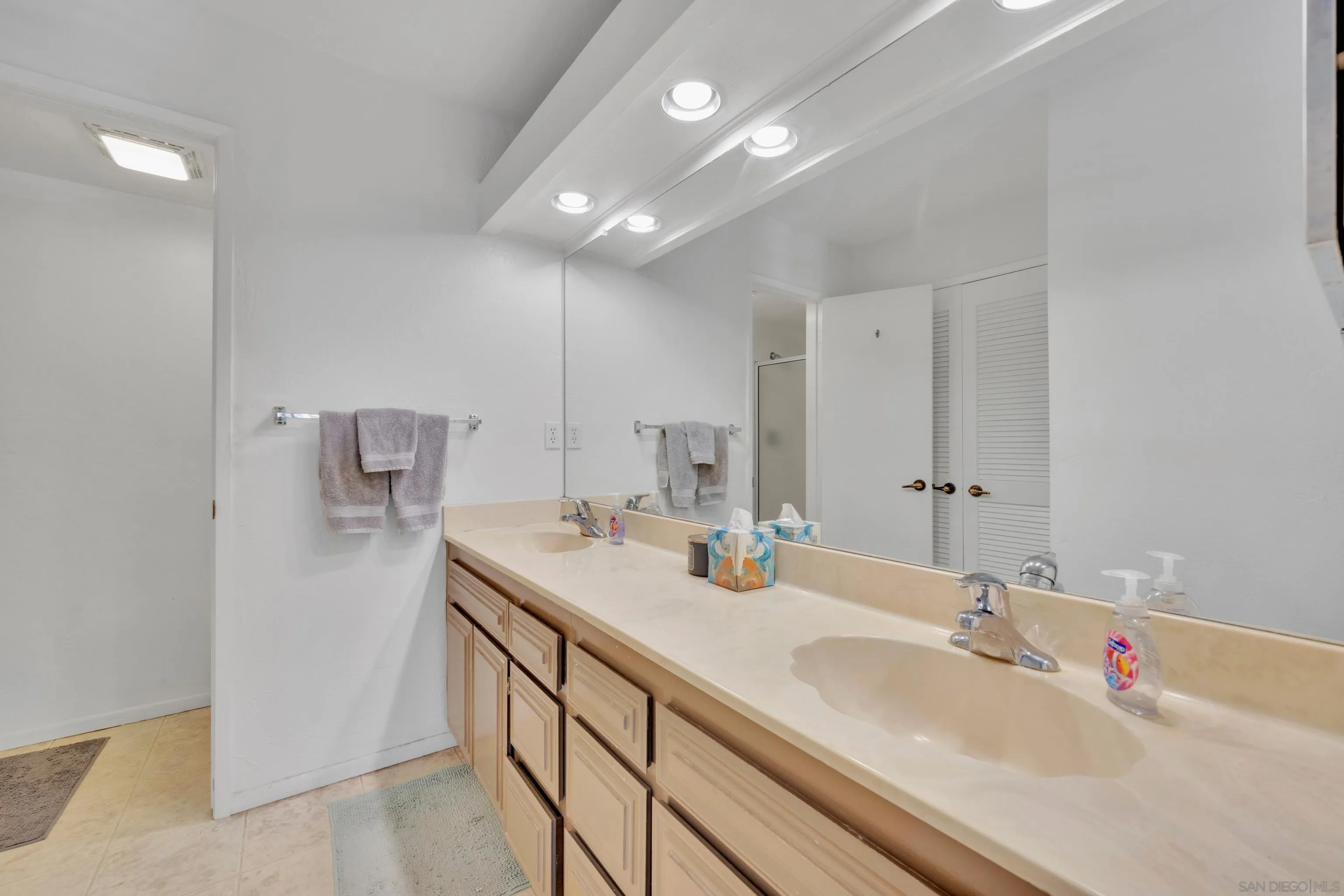 Photo #21: 250028476 Listing: Photo #21