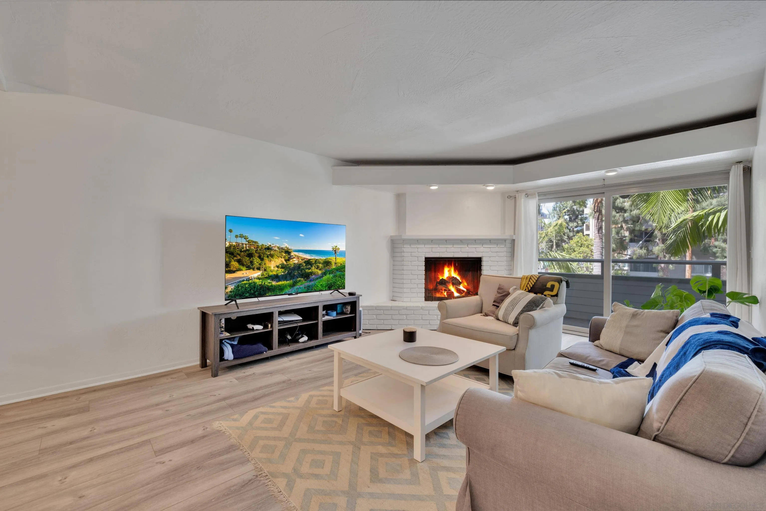 Photo #10: 250028476 Listing: Photo #10