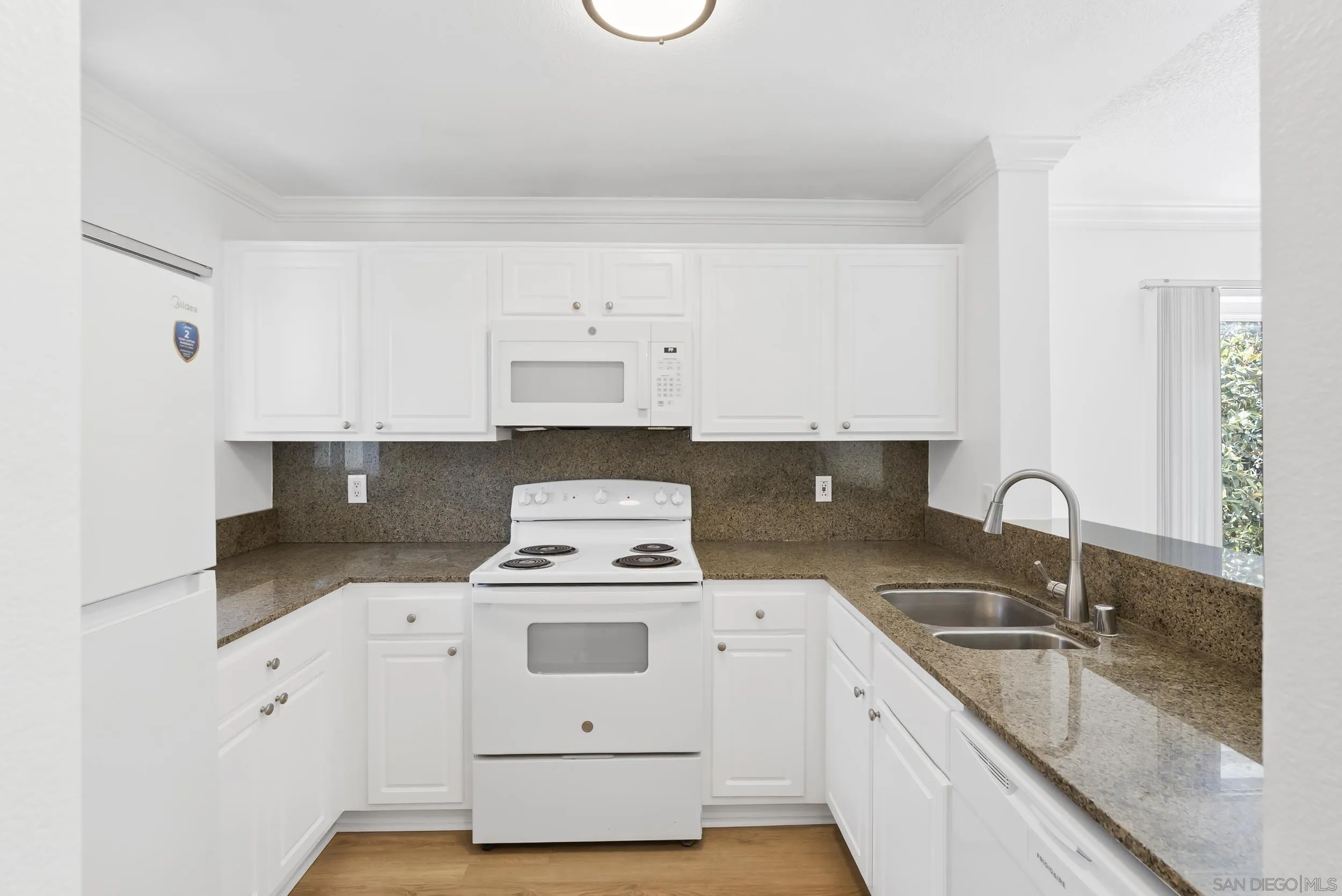 Photo #6: 250028485 Listing 
