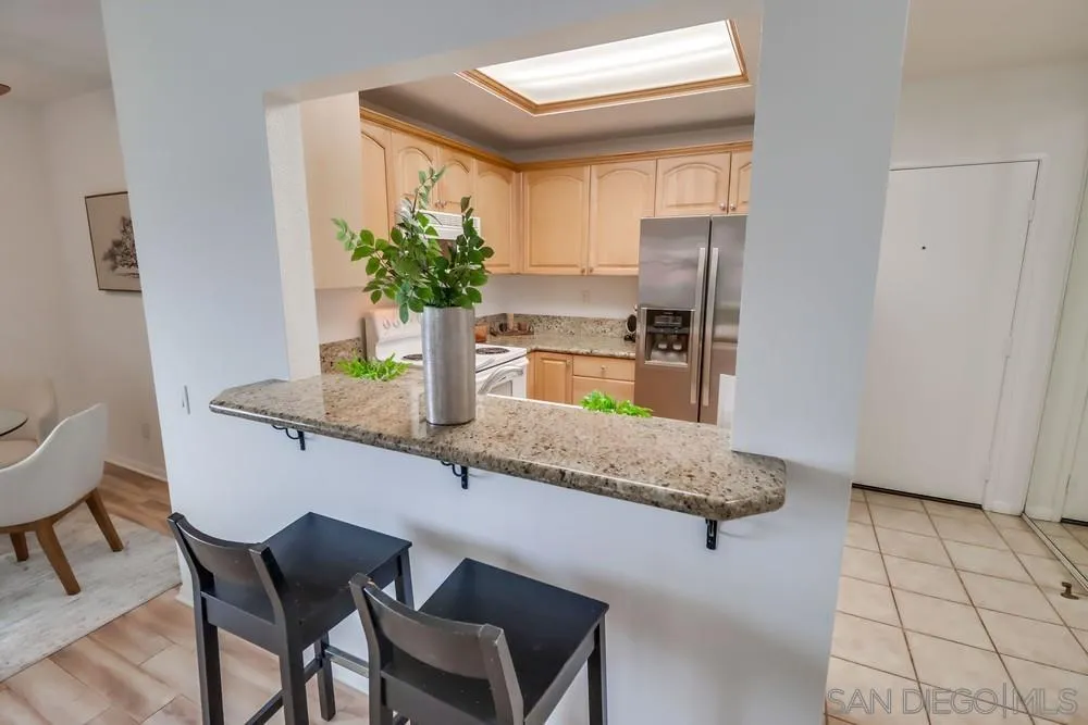 Photo #4: 250028496 Listing 