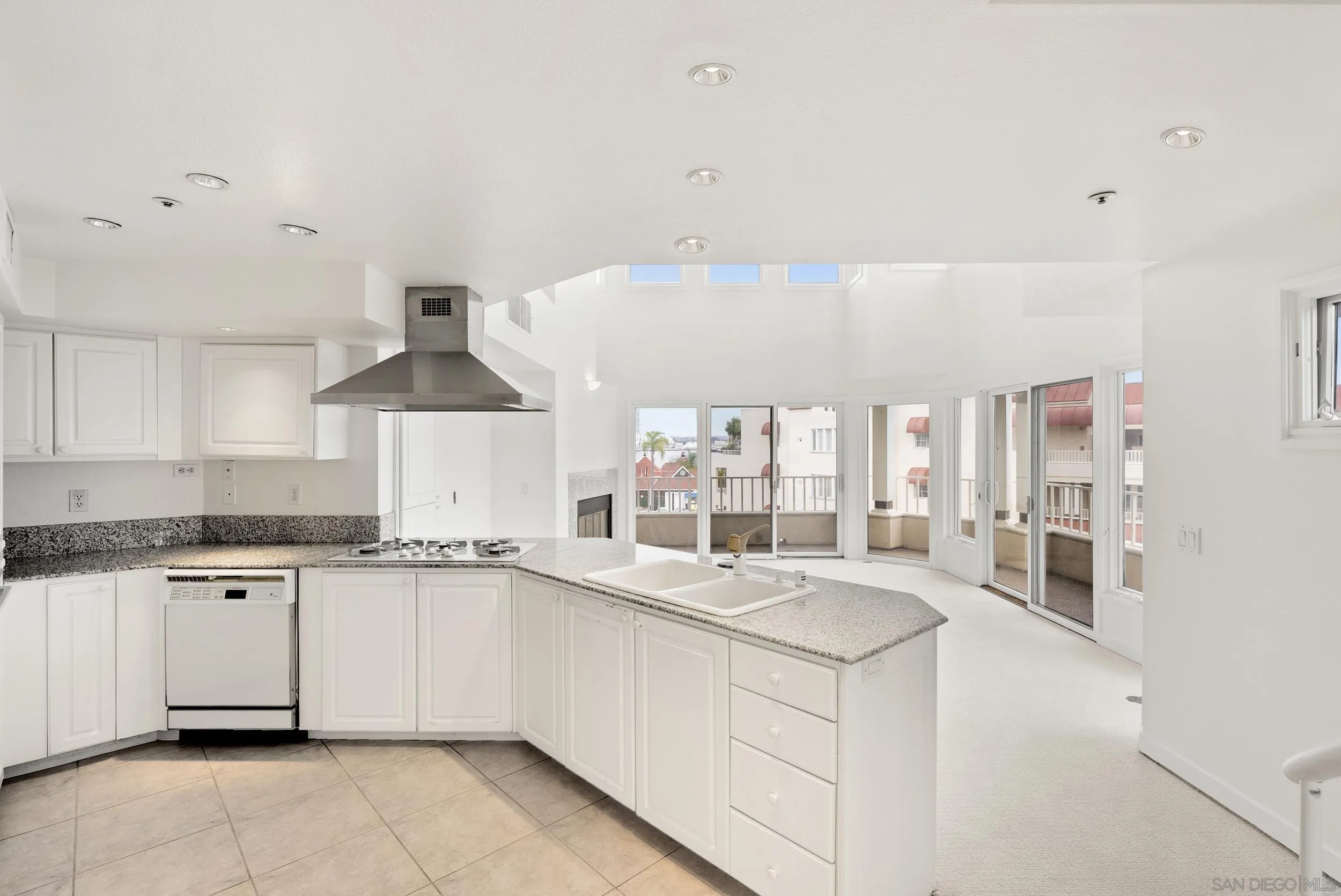 Photo #6: 250028518 Listing 