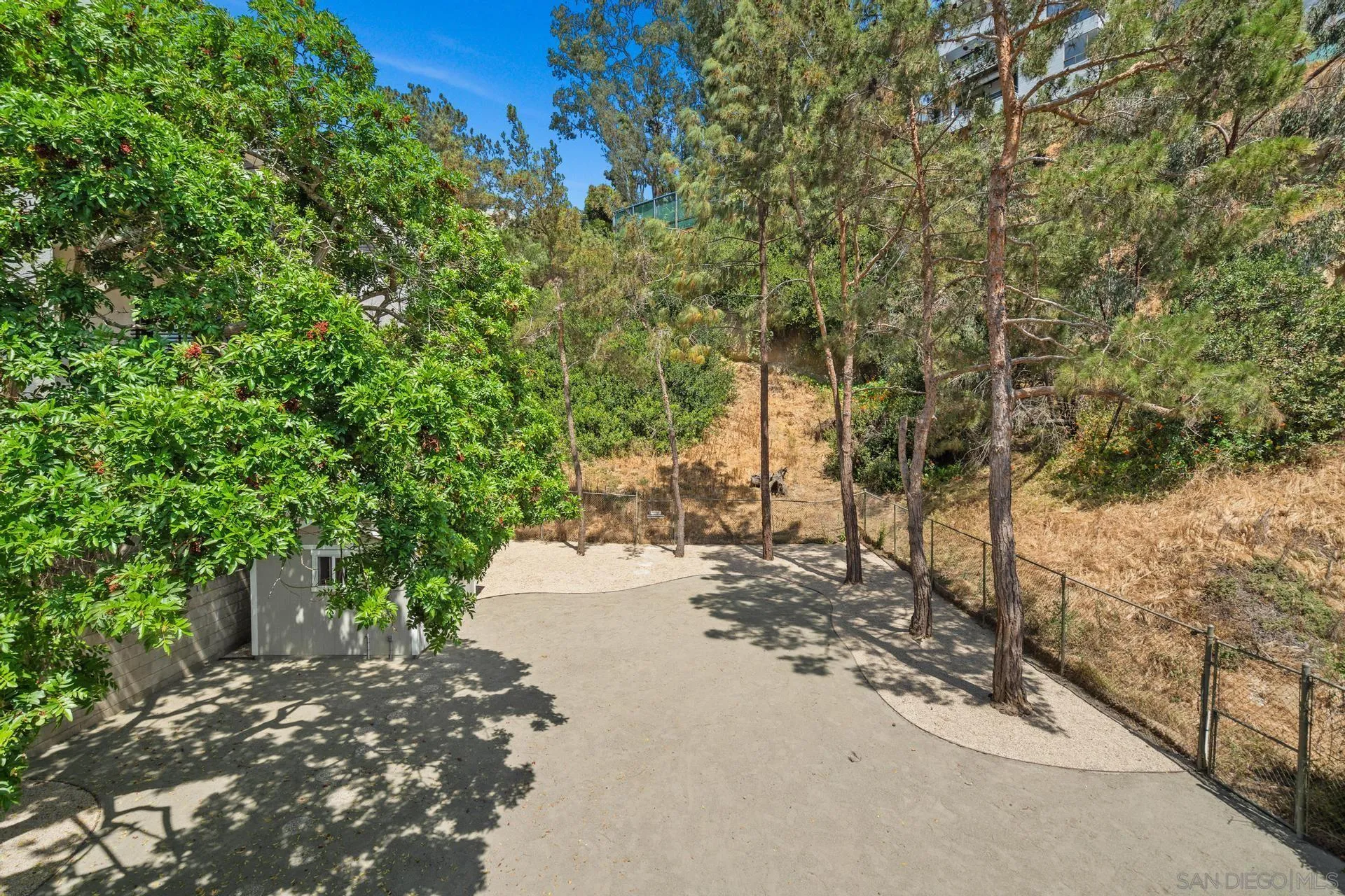 https://cdn.realtyfeed.com/cdn/127/250028535/96956c3412eb1d220ca7ccf316e427c8.webp