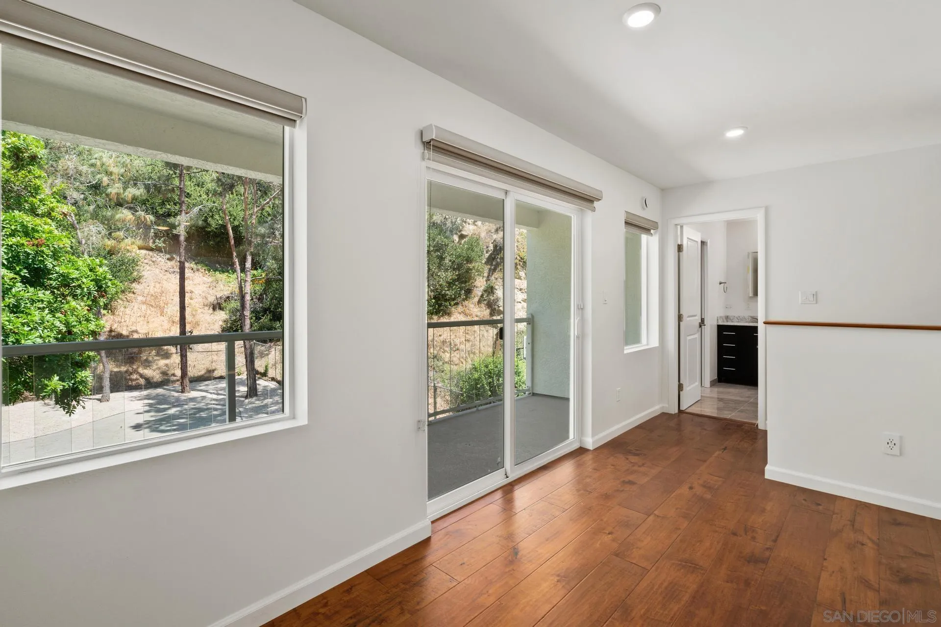 https://cdn.realtyfeed.com/cdn/127/250028535/b14d94a4b158901d4d12741d9c880627.webp