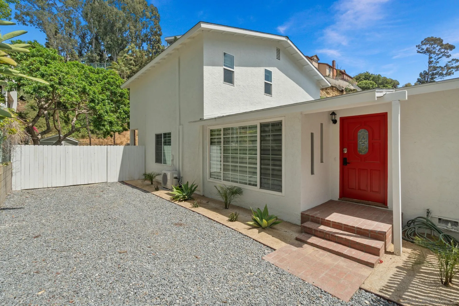 https://cdn.realtyfeed.com/cdn/127/250028535/e16ff6ef213fae92148501d80c7bf178.webp
