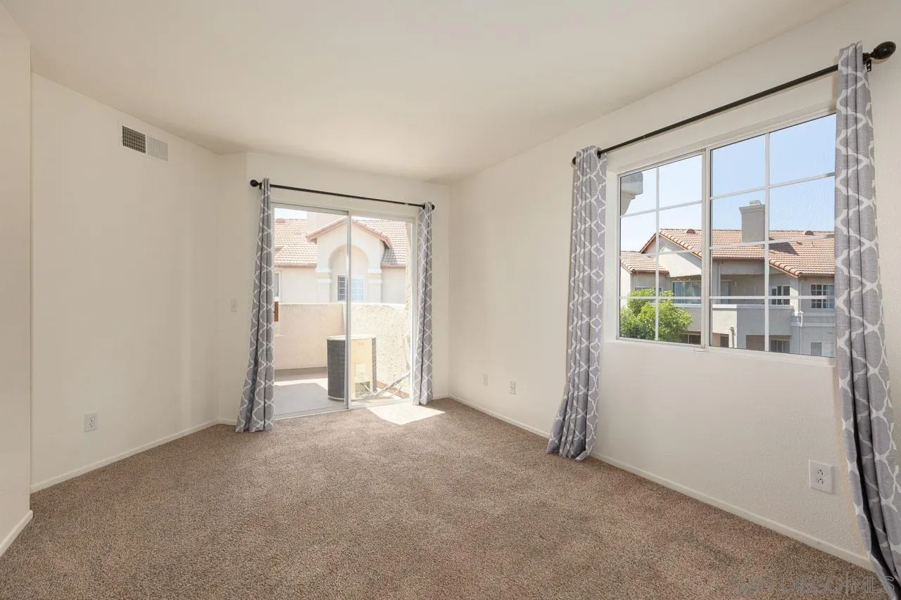 Photo #16: 250028547 Listing: Photo #16