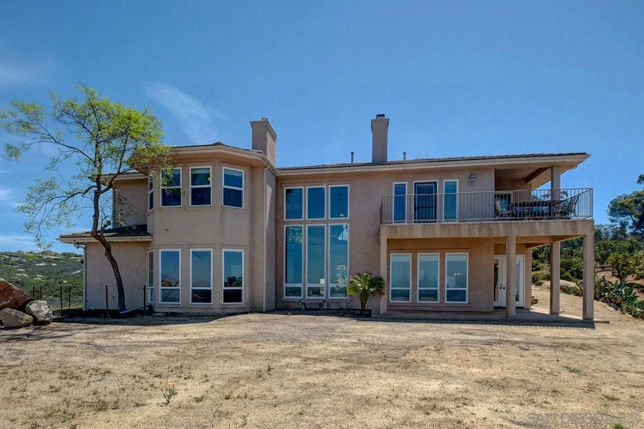https://cdn.realtyfeed.com/cdn/127/250028551/184bf50158568457c2d9a1972eb37e93.webp