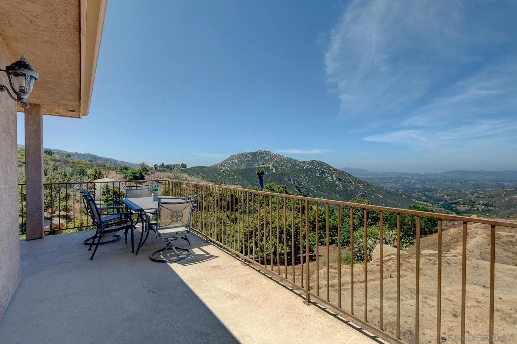 https://cdn.realtyfeed.com/cdn/127/250028551/38168c026ce11abd406528cbdef54ea2.webp