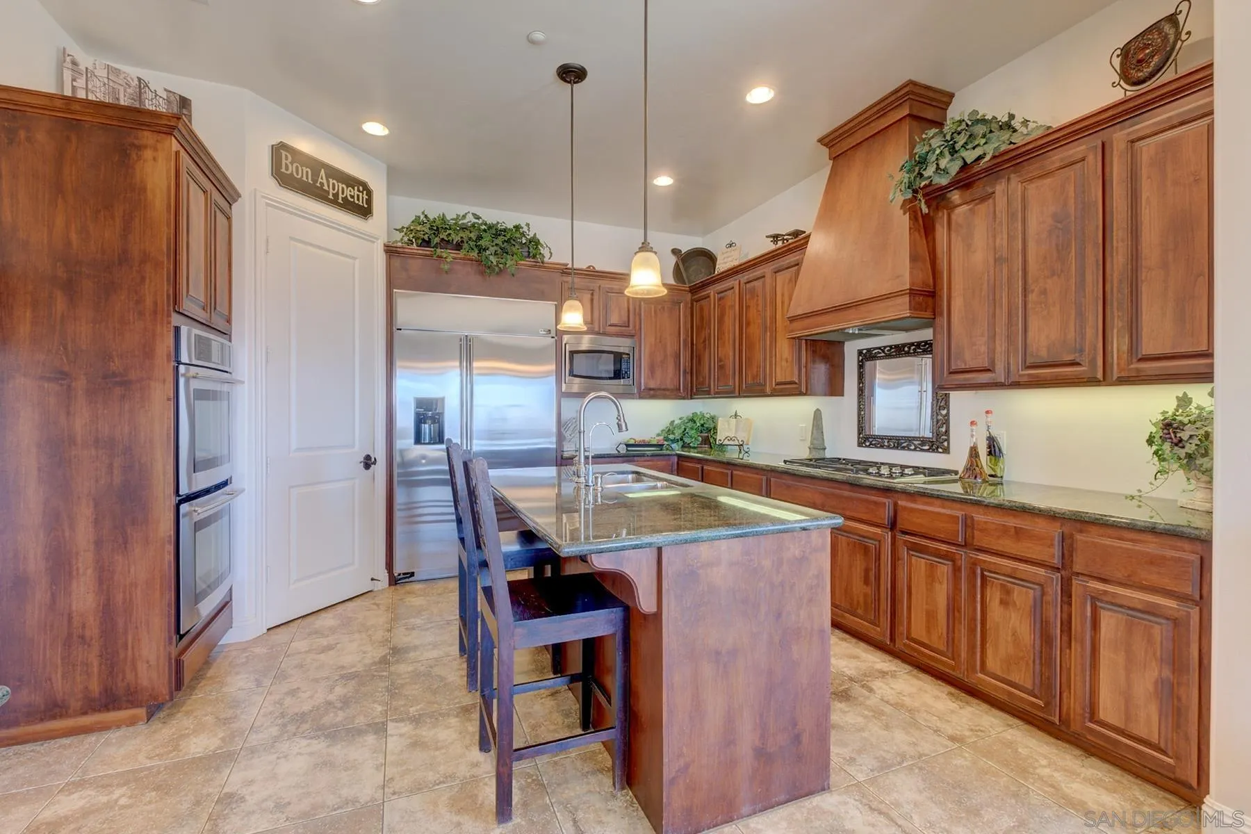 https://cdn.realtyfeed.com/cdn/127/250028551/45d37d750a4916dfa93c81115ba8c58b.webp