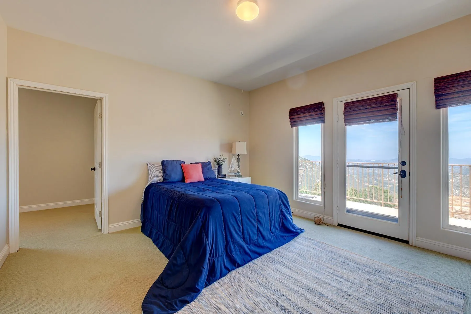 https://cdn.realtyfeed.com/cdn/127/250028551/61bcae244d5575828d26bda20619a29f.webp