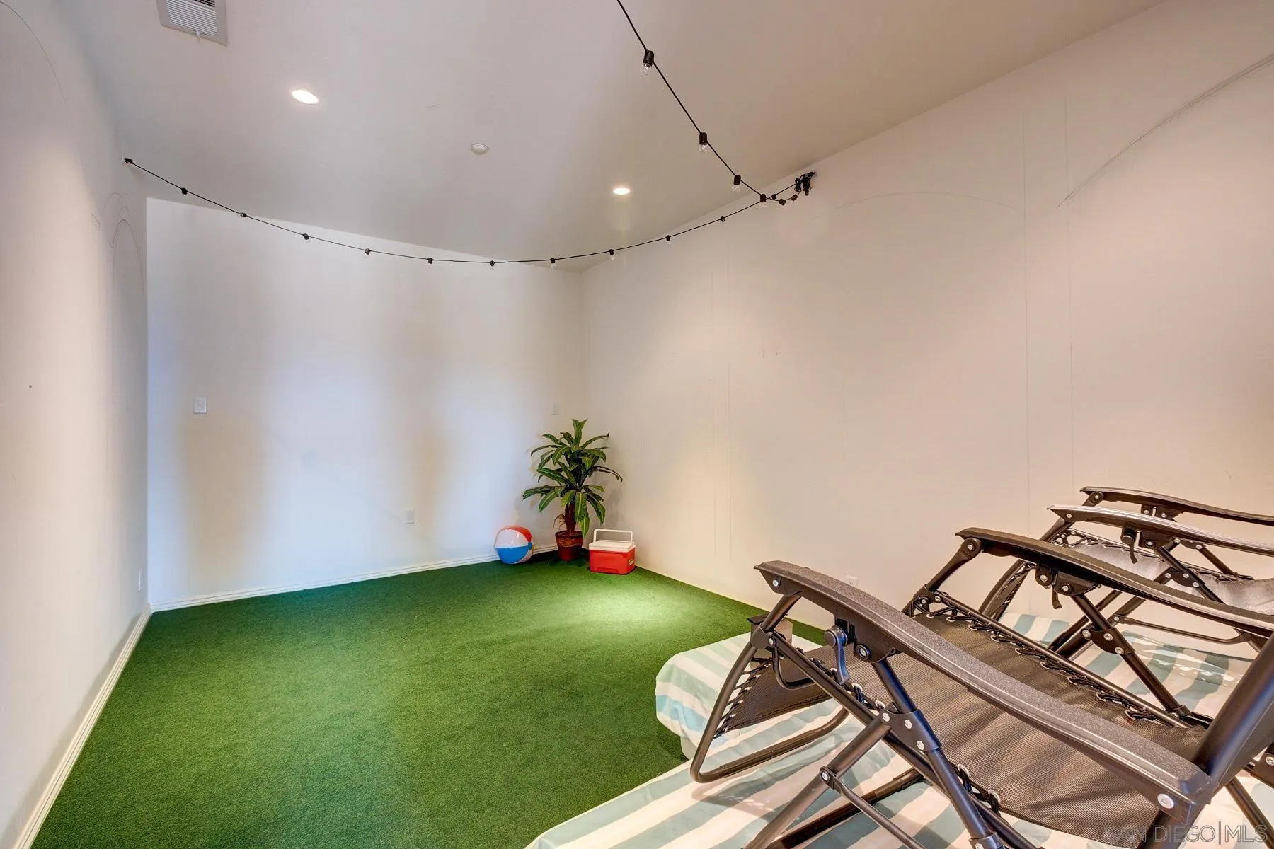 https://cdn.realtyfeed.com/cdn/127/250028551/9e2d899339ca8953e46adaf4d2c4e500.webp