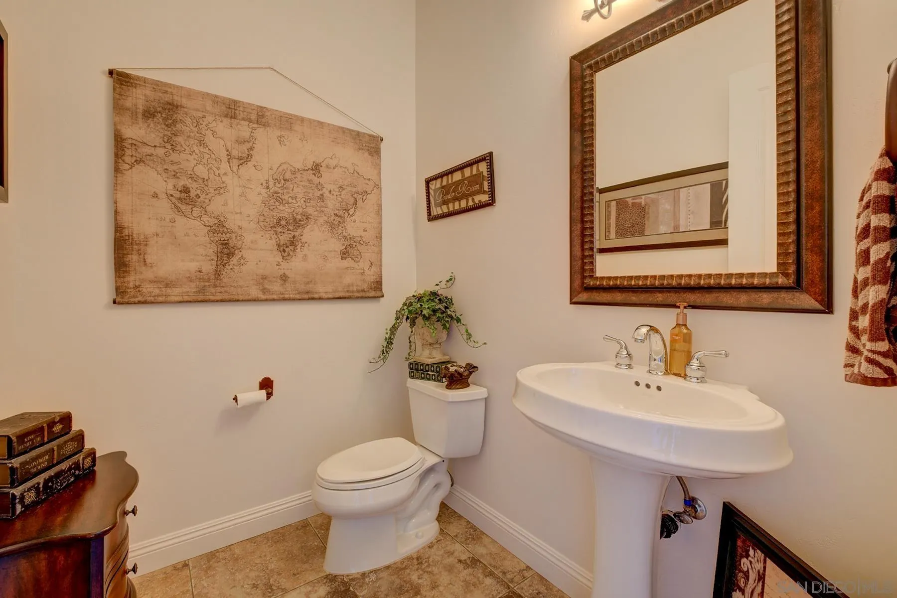 https://cdn.realtyfeed.com/cdn/127/250028551/b3c556b904df655edbed788221bf8c2f.webp