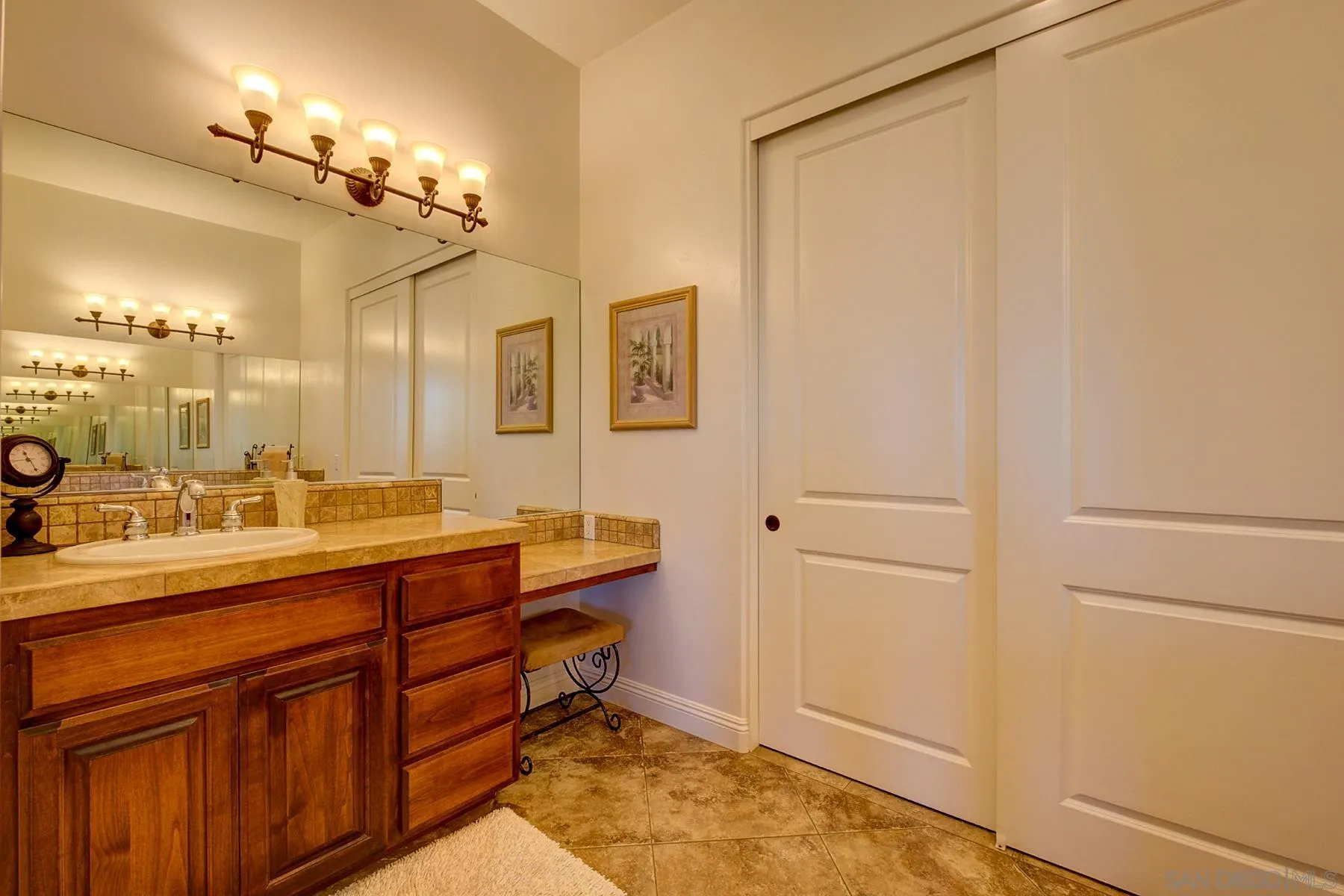 https://cdn.realtyfeed.com/cdn/127/250028551/c713df9c3ad48e16b2da611c1af69594.webp