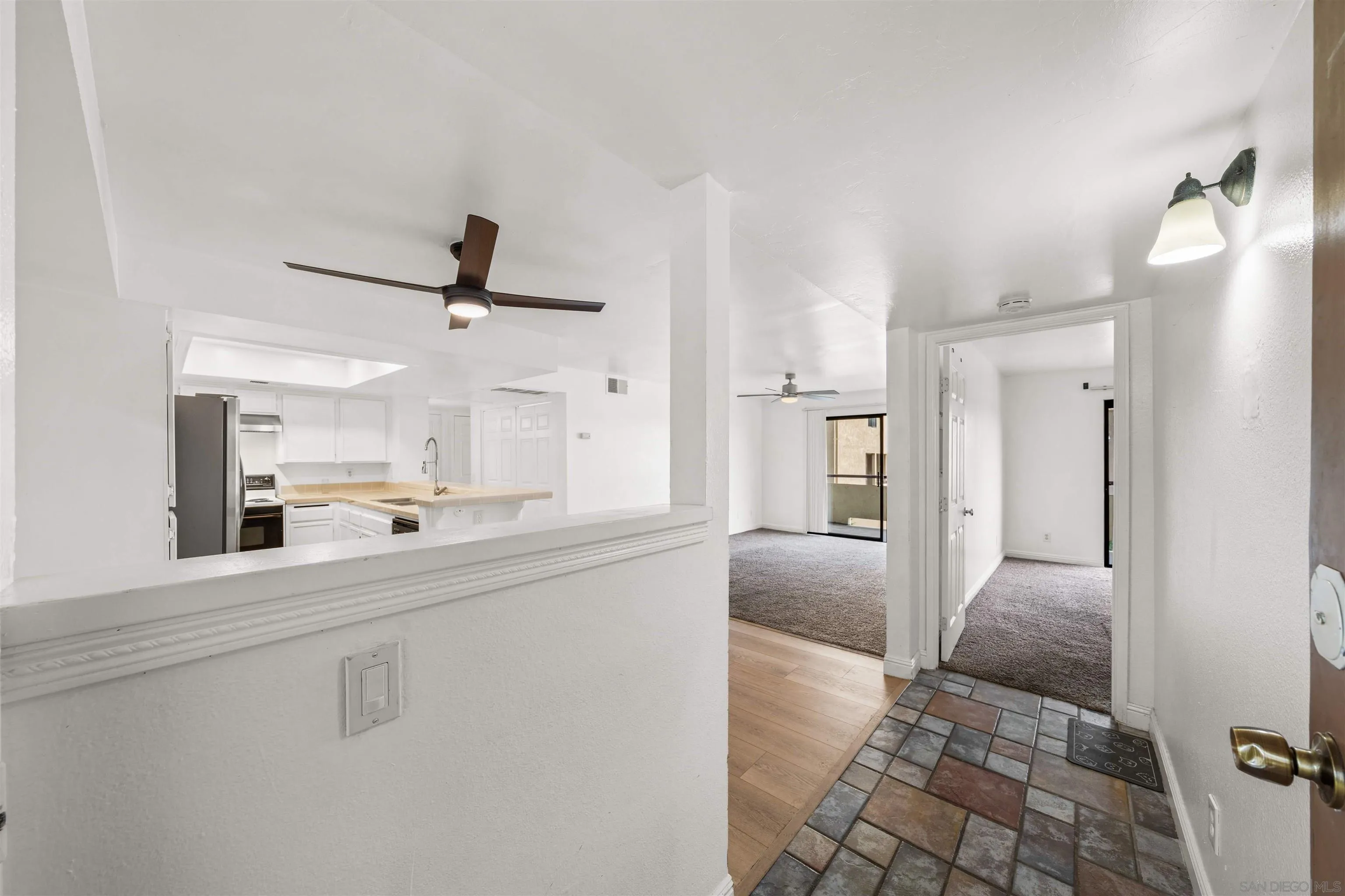 Photo #4: 250028562 Listing 