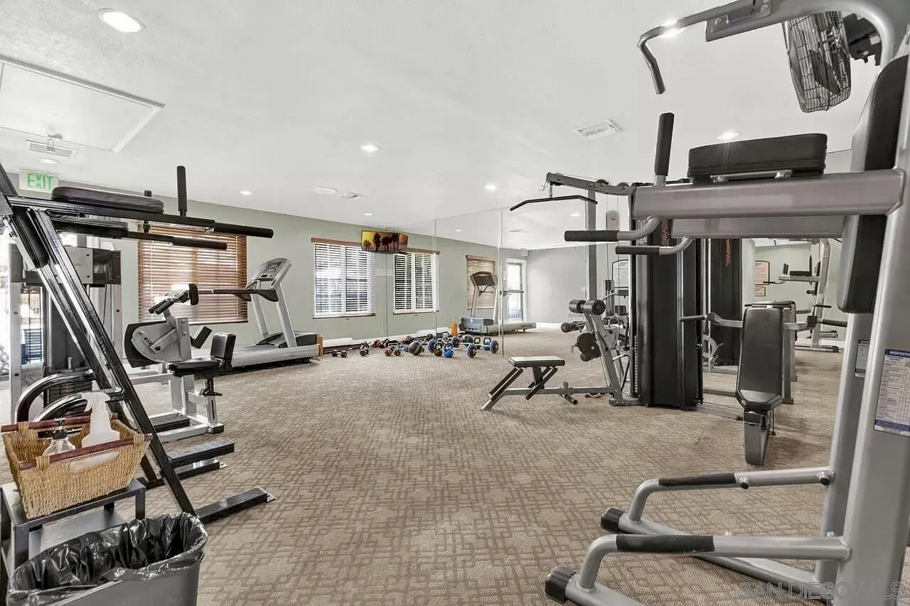 https://cdn.realtyfeed.com/cdn/127/250028566/248c2cbf18efec05ddf07be3c1f31b23.webp