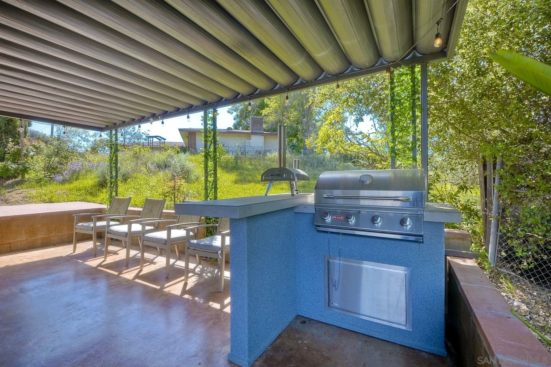 https://cdn.realtyfeed.com/cdn/127/250028579/8810fe78159ba29f0e3bf04a19c35951.webp