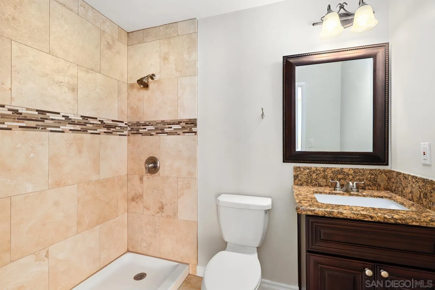https://cdn.realtyfeed.com/cdn/127/250028633/596d67b56c05fc4f9ead8de393b680ce.webp