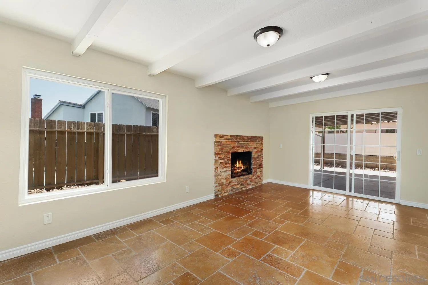 https://cdn.realtyfeed.com/cdn/127/250028633/93f3f315765a30daf954c8e5576a24a1.webp
