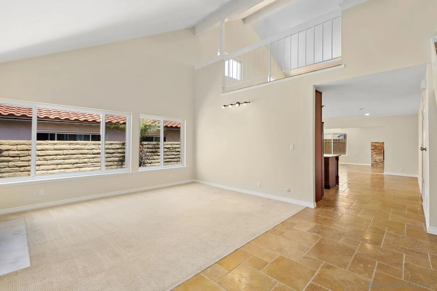 https://cdn.realtyfeed.com/cdn/127/250028633/a19a12a6ce49c88fbdec443fae73c9e7.webp
