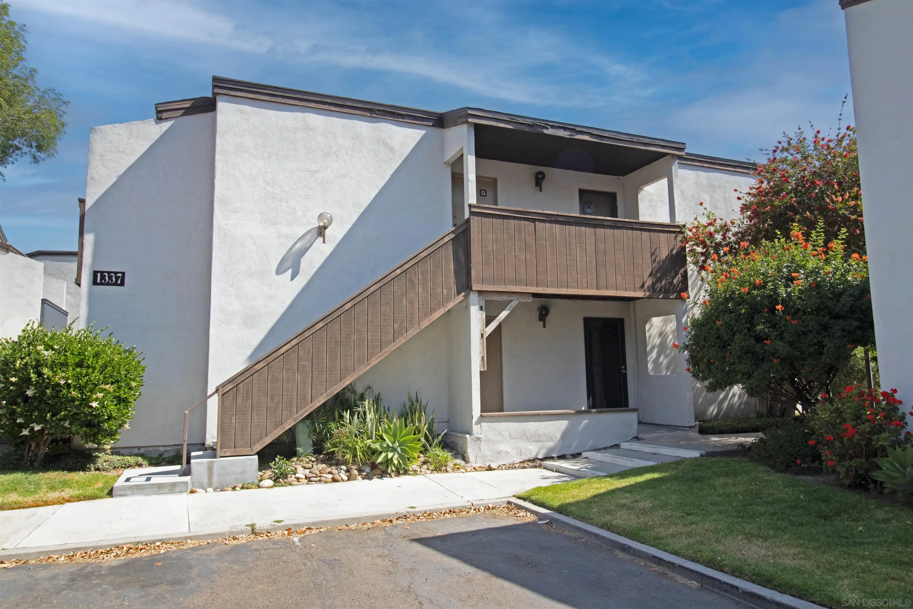 Photo #5: 250028648 Listing 