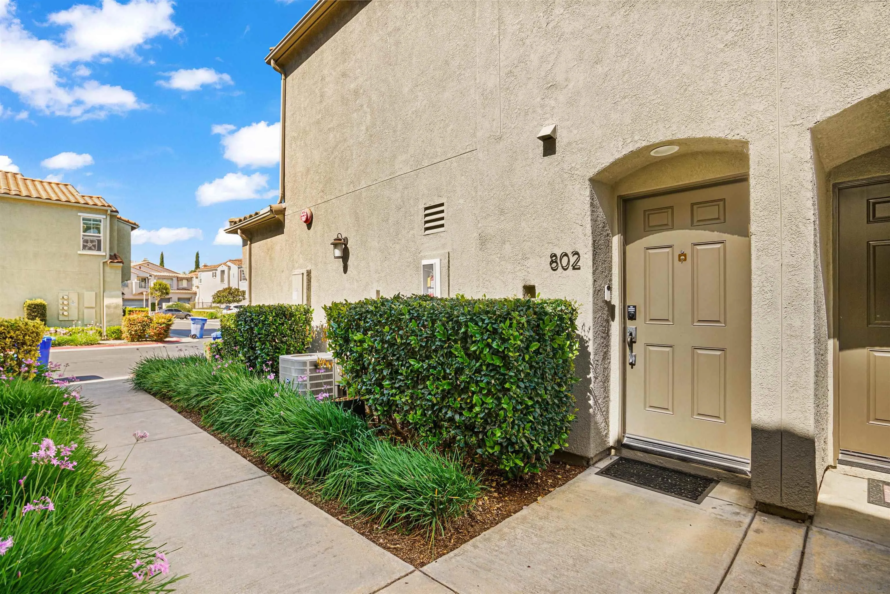 Photo #4: 250028691 Listing 