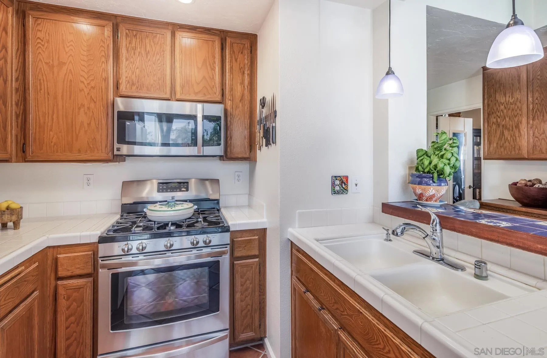 Photo #10: 250028696 Listing: Photo #10